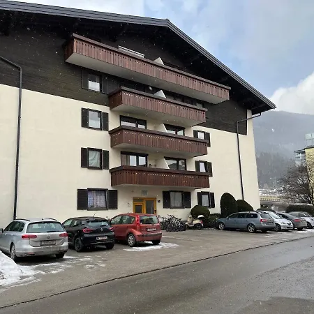 Modernes 4er In Skilift-naehe *