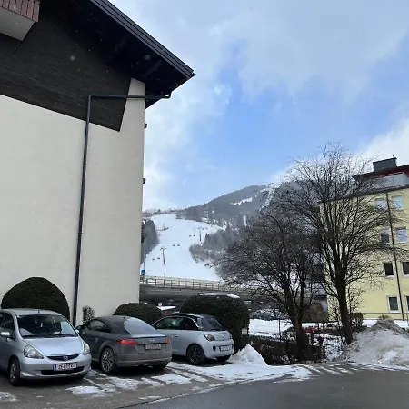 Modernes 4er In Skilift-naehe Apartment